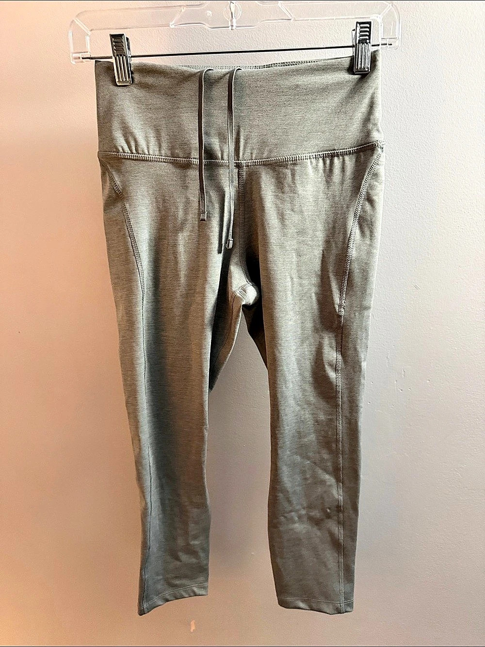 Nike One Dri-FIT High-Waisted Crop Leggings Gray Small